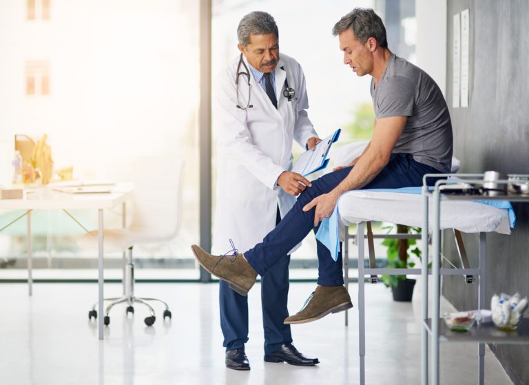 Man with knee pain